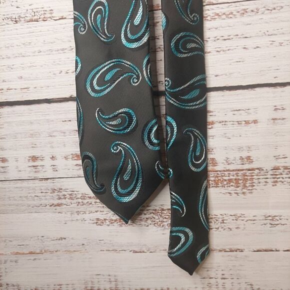 100% Silk Montebello Italia Tie - Picture 4 of 7